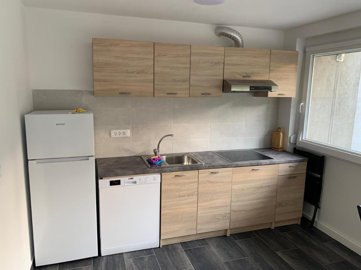 Apartments M&M Луция Экстерьер фото