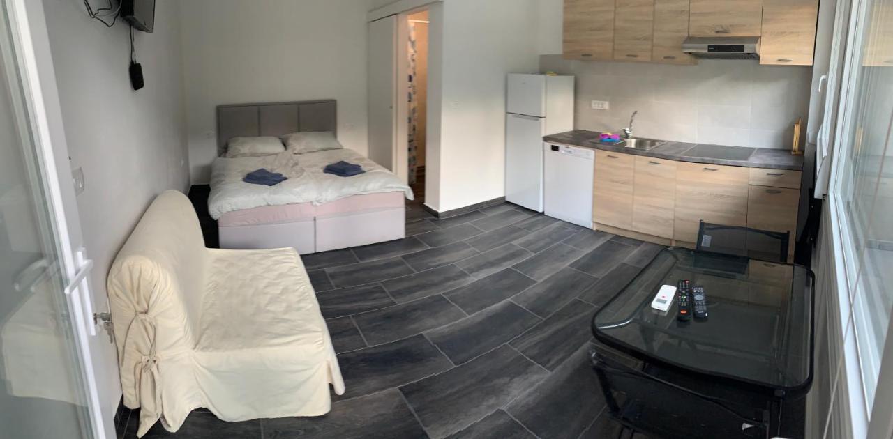 Apartments M&M Луция Экстерьер фото